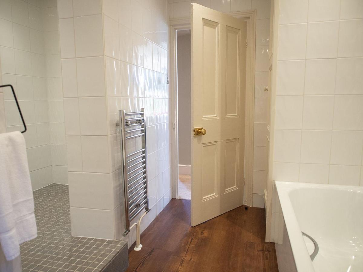 בזלאו The Beeches - Chatsworth Apartment No 1 - Sleeps 2 מראה חיצוני תמונה